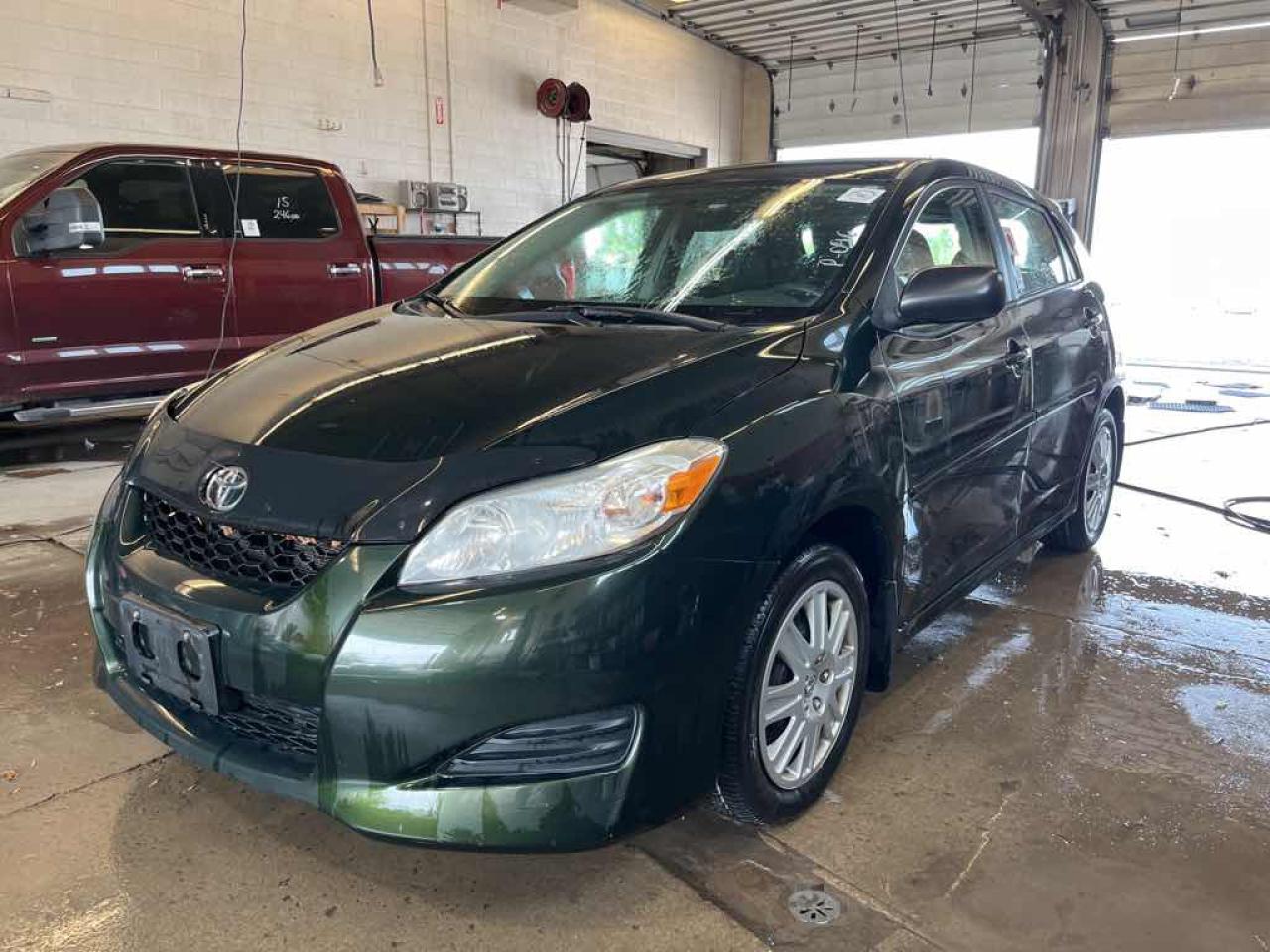 2013 Toyota Corolla MATRIX - Photo #1