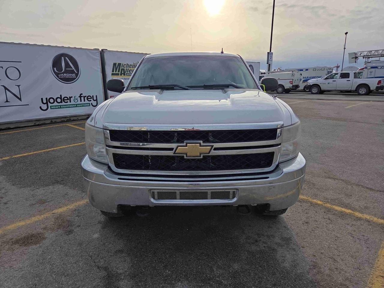 2011 Chevrolet Silverado K2500 HE - Photo #2