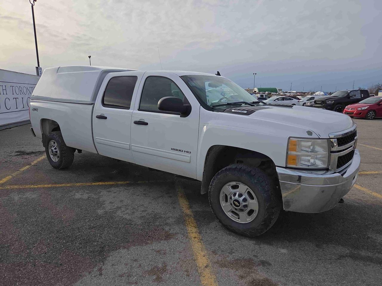2011 Chevrolet Silverado K2500 HE Photo
