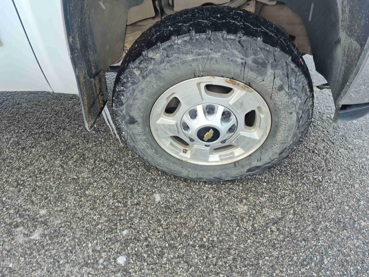 2013 Chevrolet Silverado K2500 HE - Photo #14