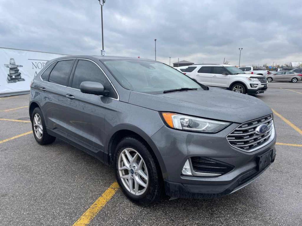 2021 Ford Edge SEL - Photo #3