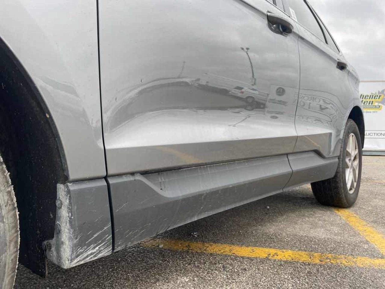 2021 Ford Edge SEL - Photo #15