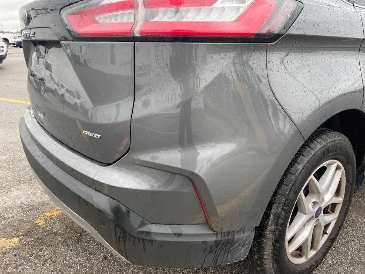 2021 Ford Edge SEL - Photo #22
