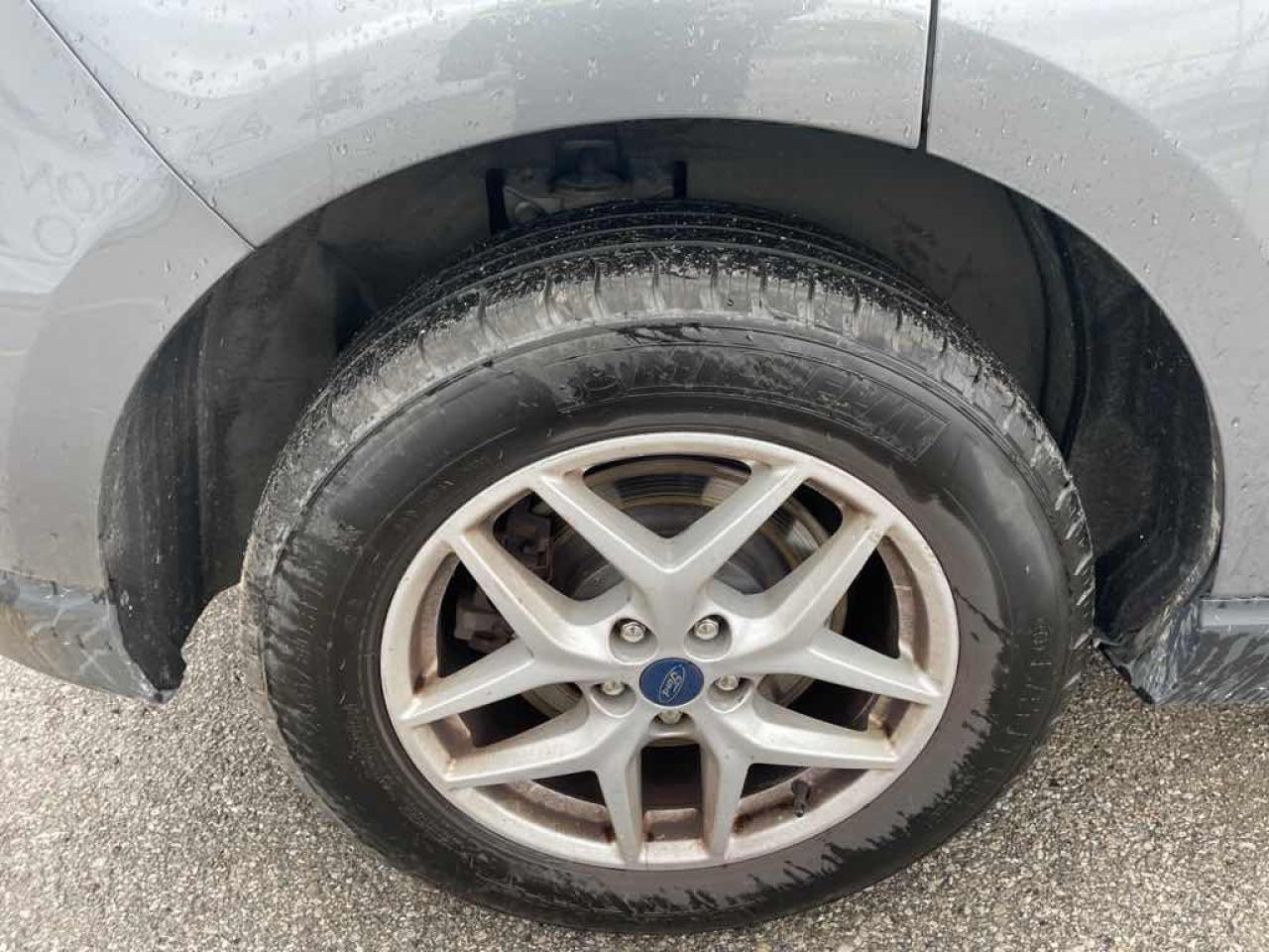 2021 Ford Edge SEL - Photo #25