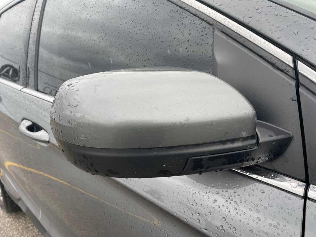 2021 Ford Edge SEL Photo