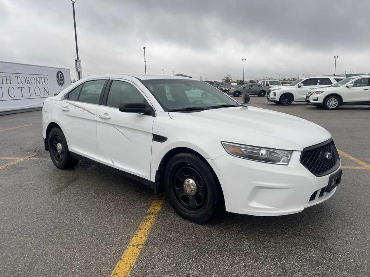 2016 Ford Taurus Police Inte Photo2