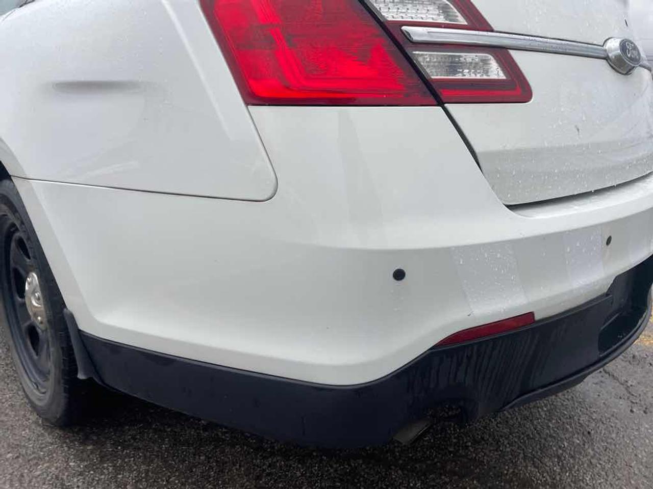 2016 Ford Taurus Police Inte Photo