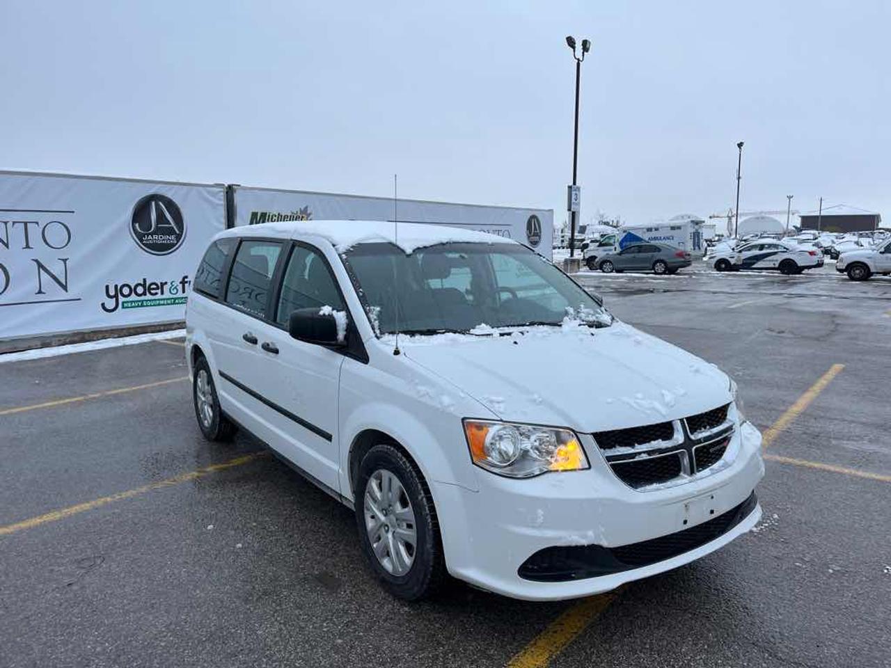 2016 Dodge Grand Caravan SE Photo