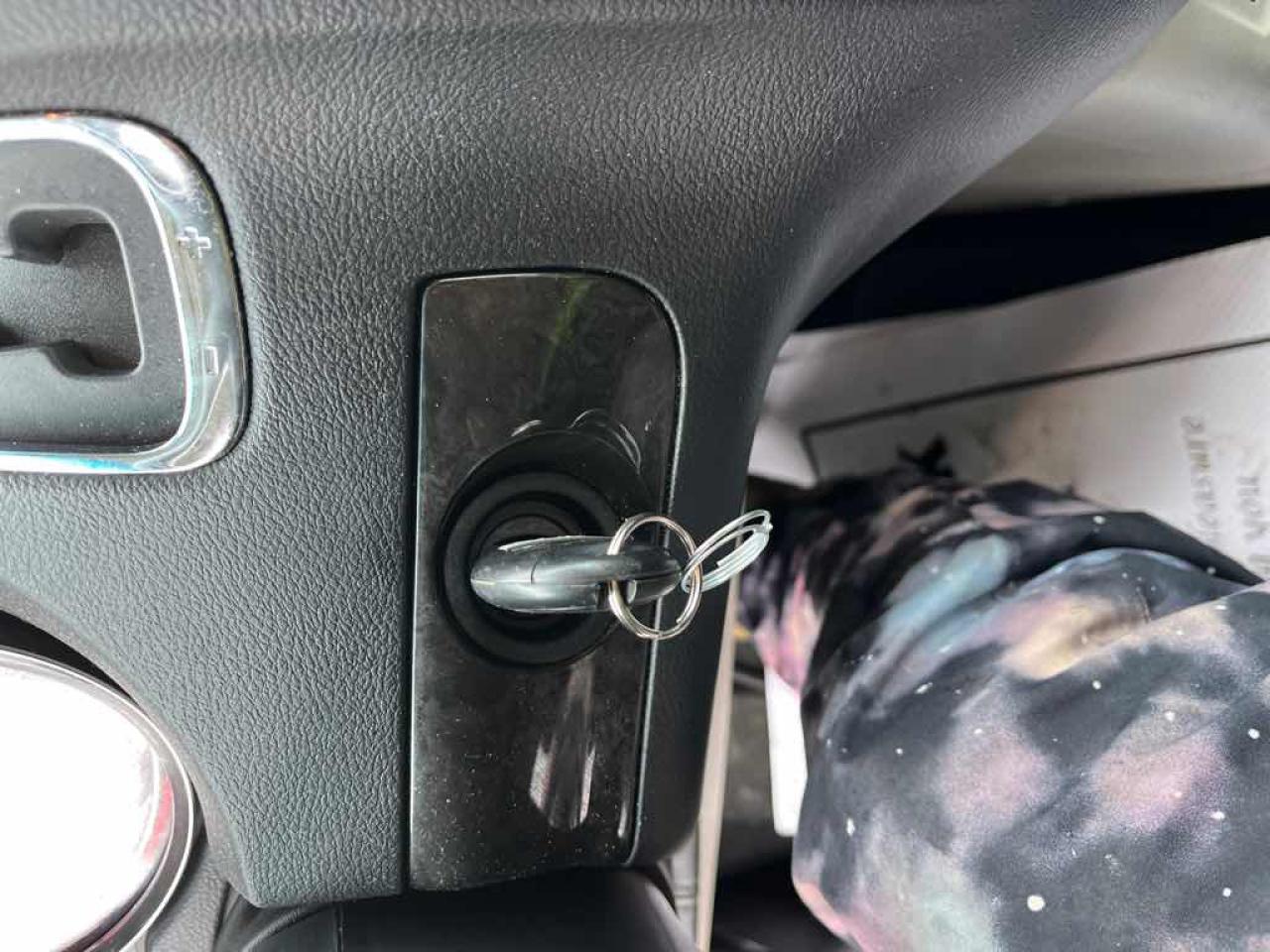 2016 Dodge Grand Caravan SE - Photo #11