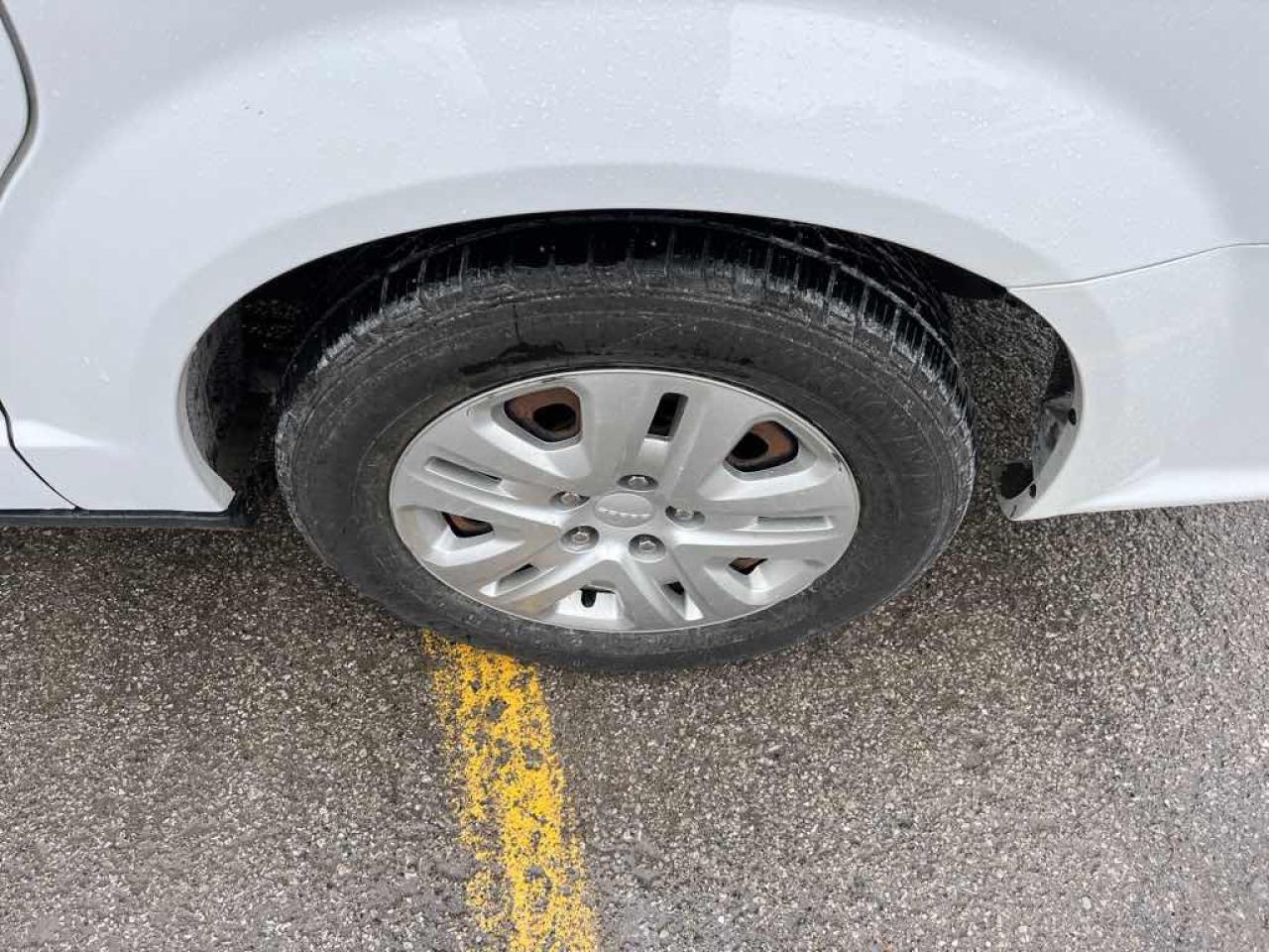 2016 Dodge Grand Caravan SE - Photo #14