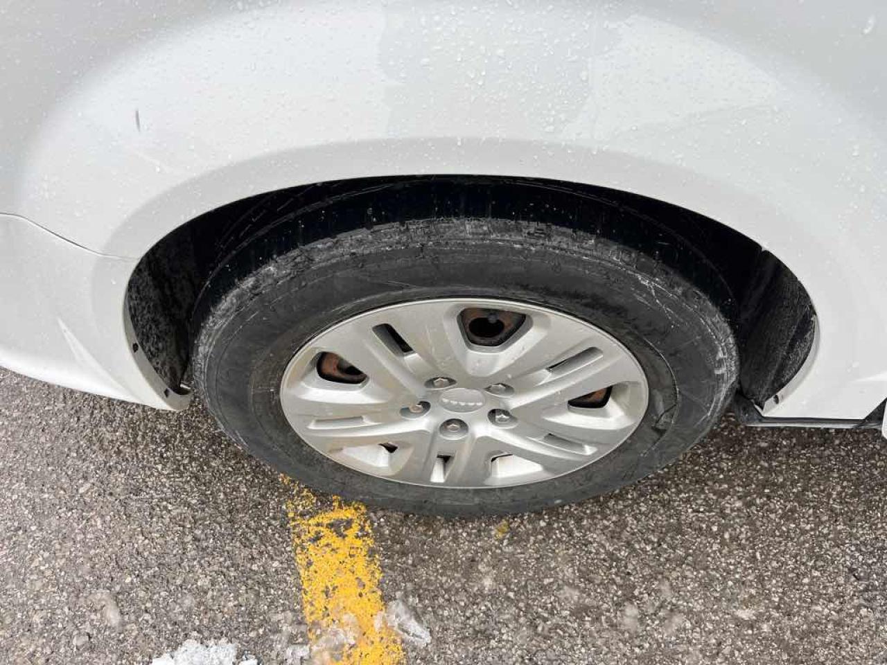 2016 Dodge Grand Caravan SE - Photo #18