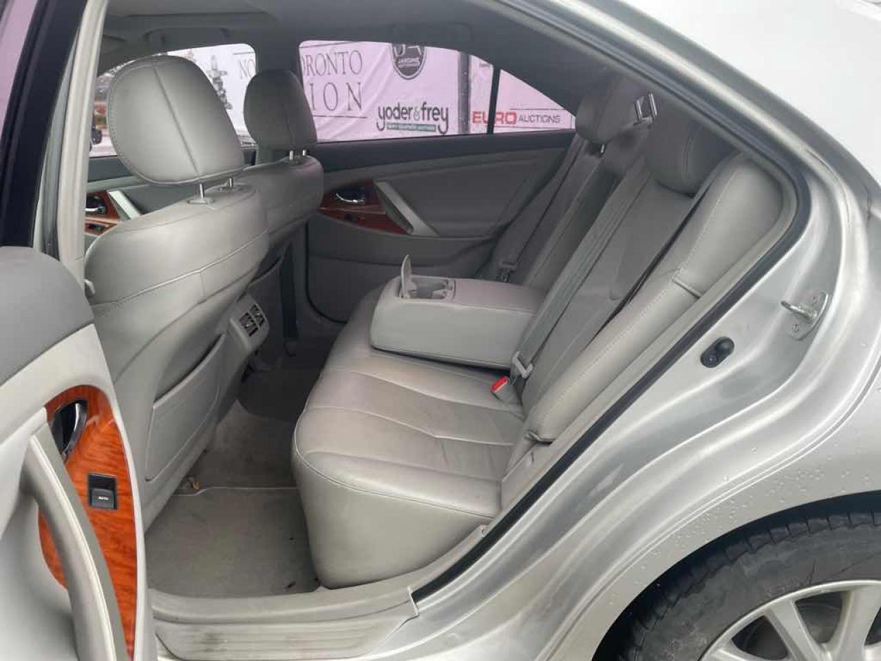 2011 Toyota Camry  - Photo #12