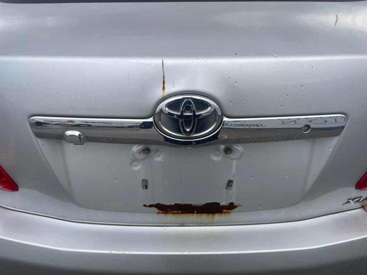 2011 Toyota Camry  - Photo #23