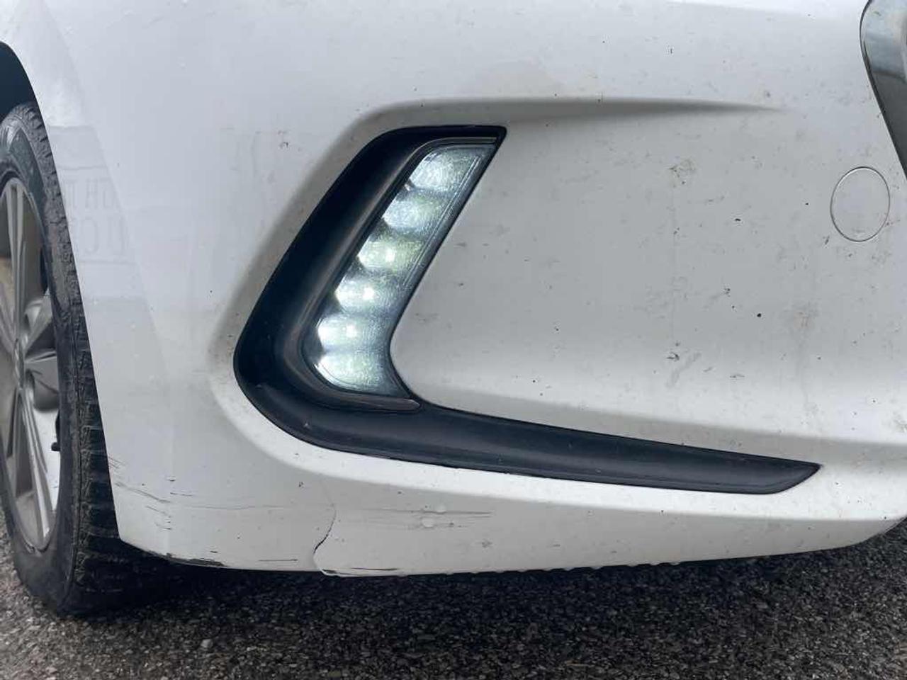 2017 Hyundai Elantra  Photo