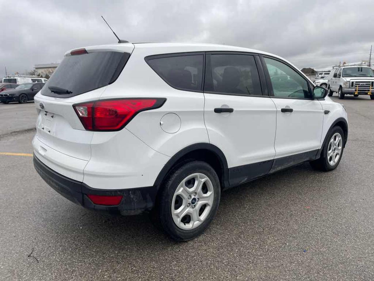 2019 Ford Escape S Photo