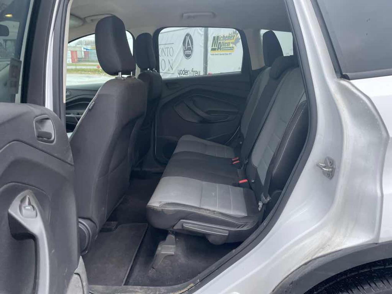 2019 Ford Escape S Photo