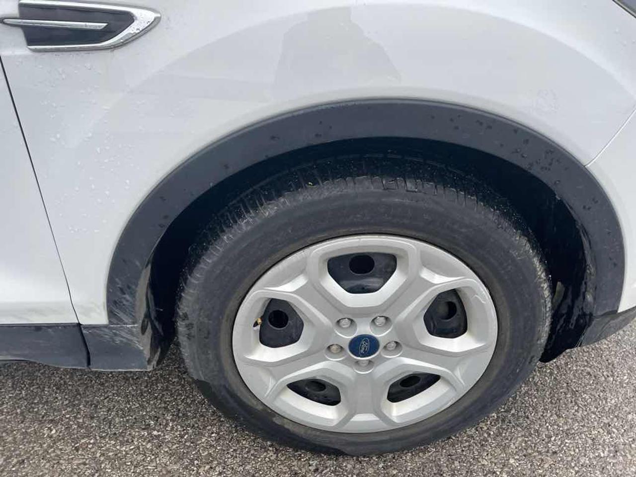 2019 Ford Escape S Photo