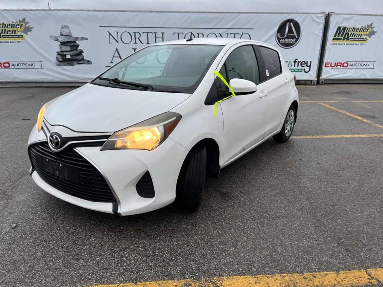 2015 Toyota Yaris LE - Photo #1