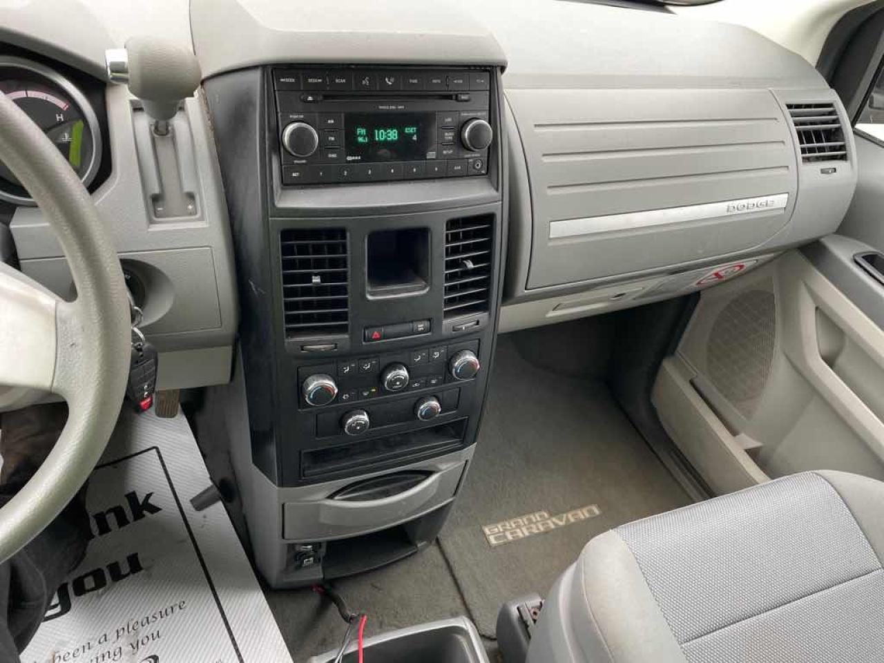 2008 Dodge Grand Caravan SE - Photo #10