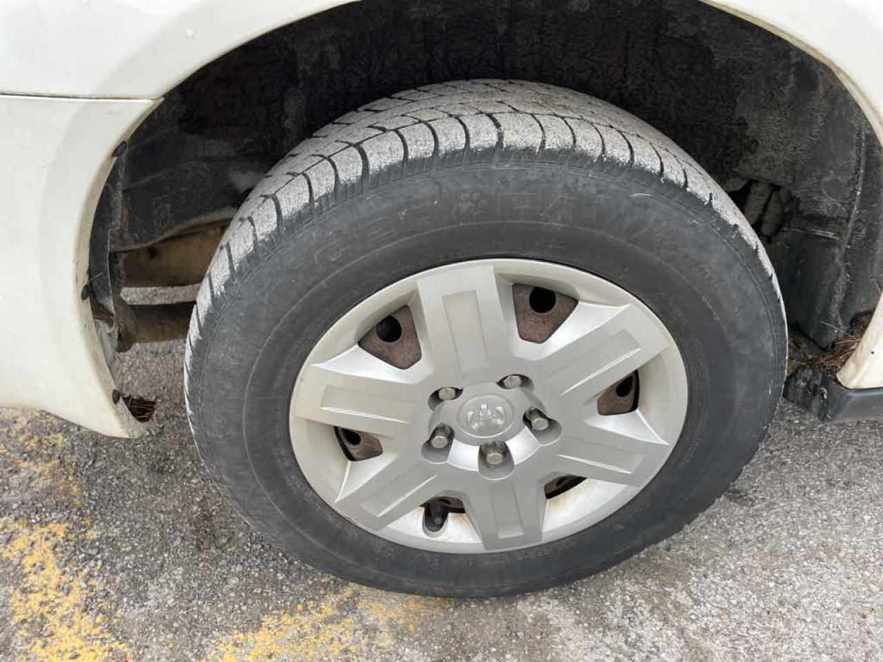 2008 Dodge Grand Caravan SE - Photo #23