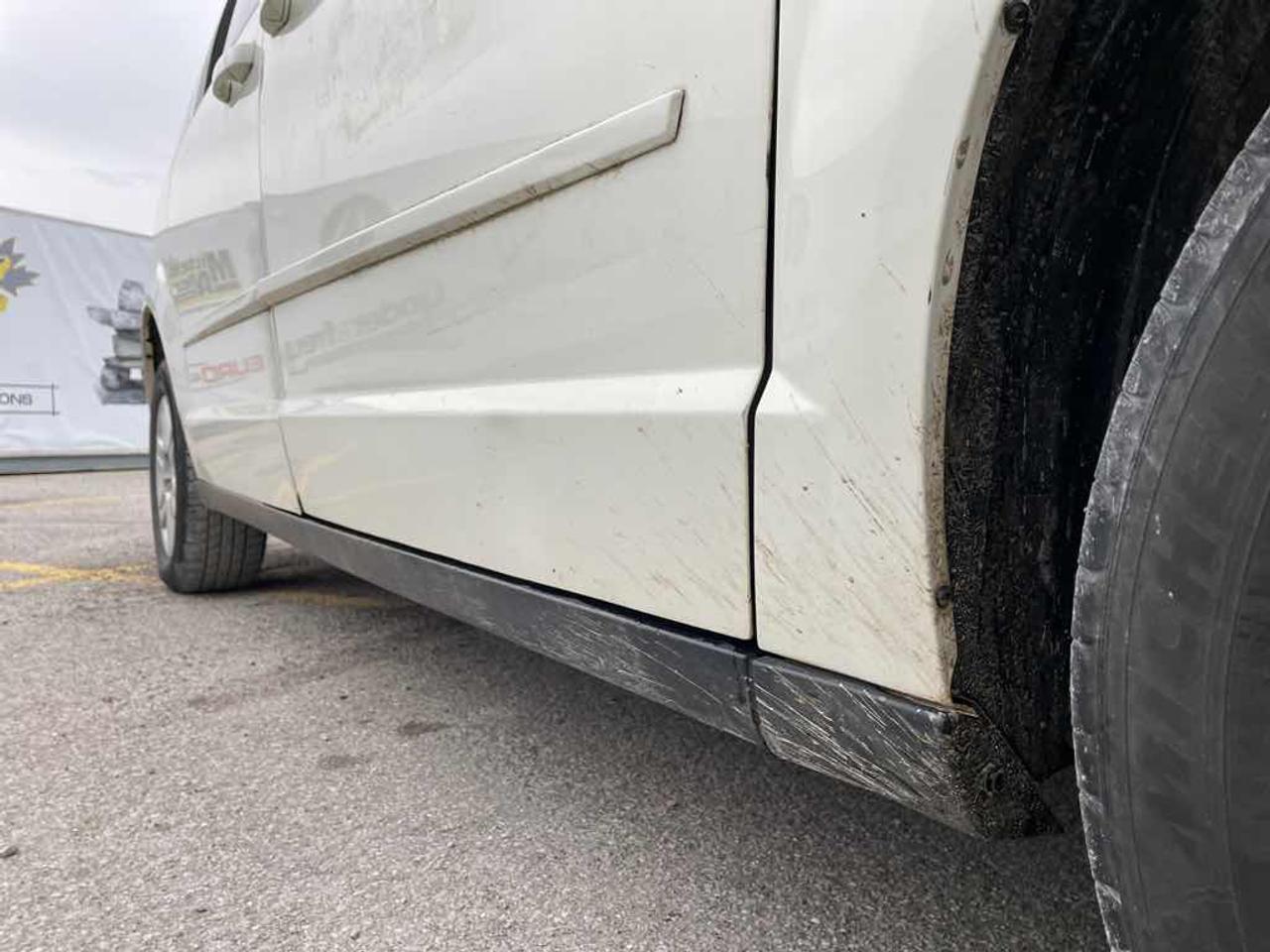 2008 Dodge Grand Caravan SE Photo