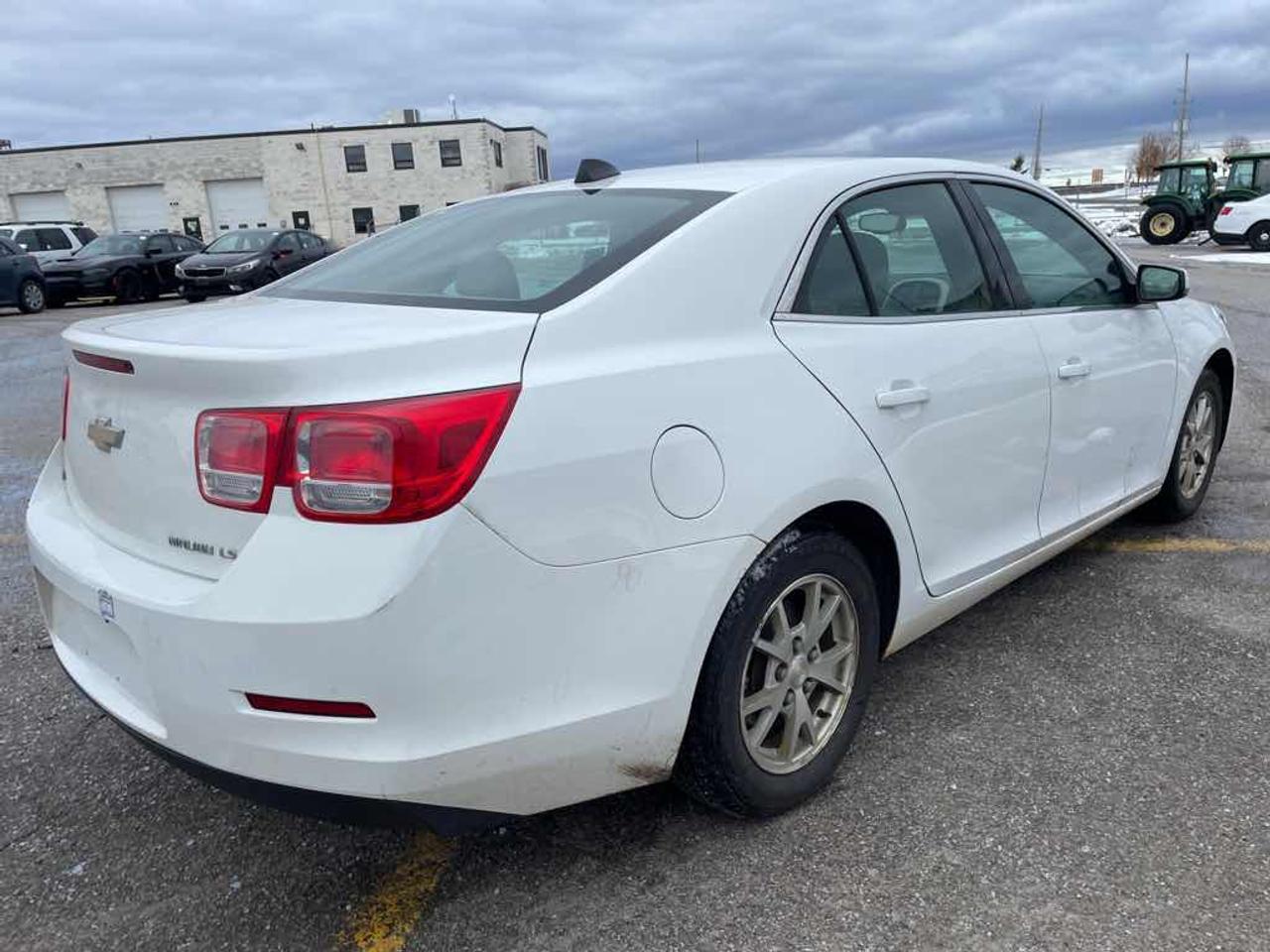 2014 Chevrolet Malibu LS Photo