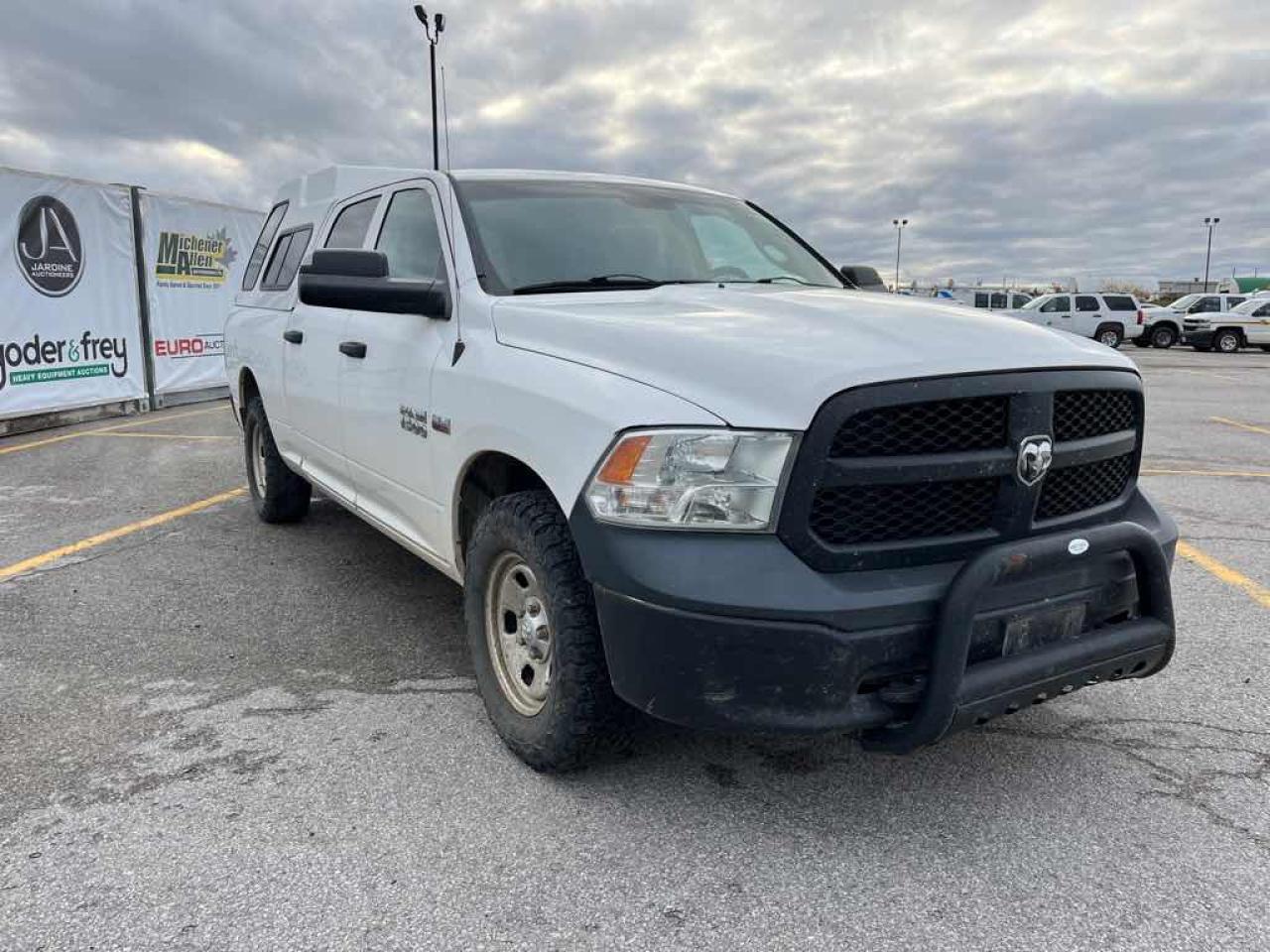 2015 RAM 1500 ST Photo2