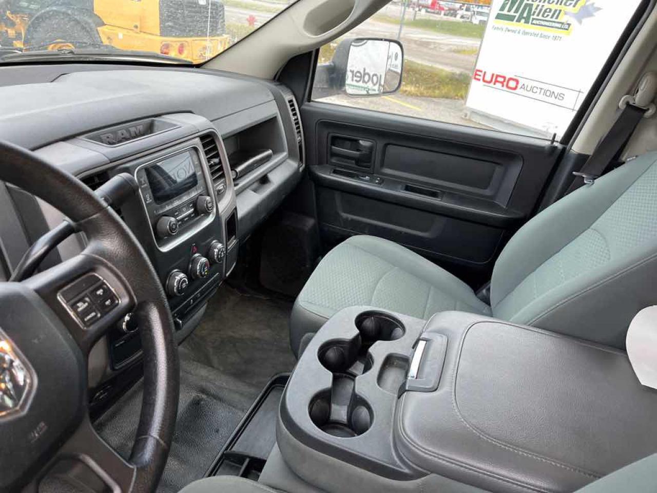 2015 RAM 1500 ST Photo