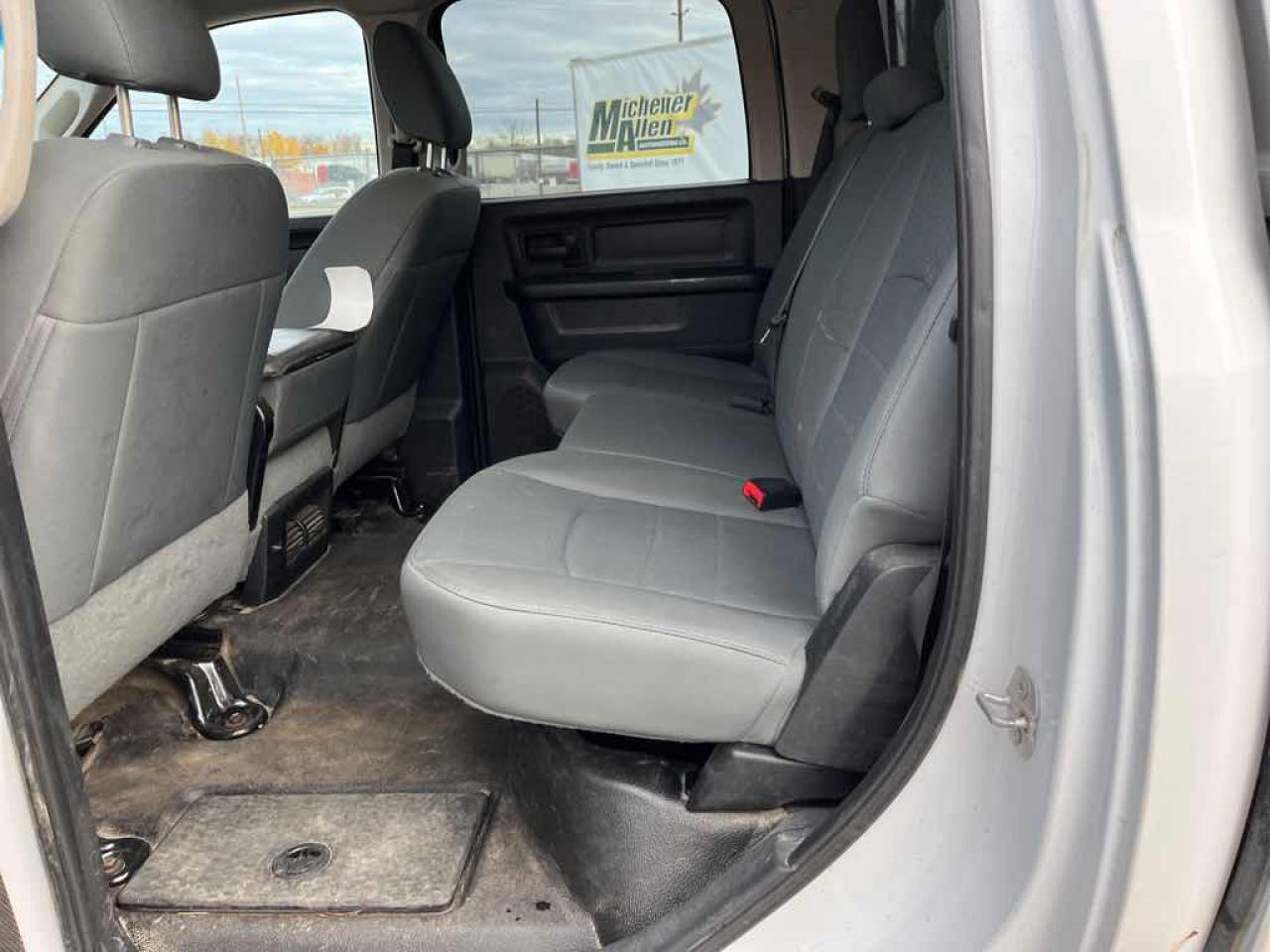 2015 RAM 1500 ST Photo