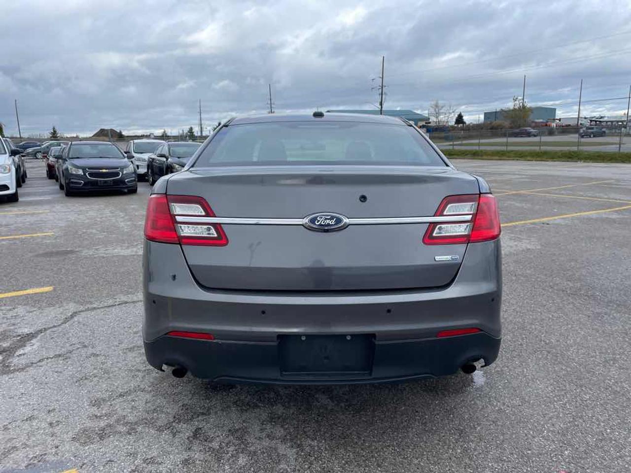 2018 Ford Taurus Police Inte Photo