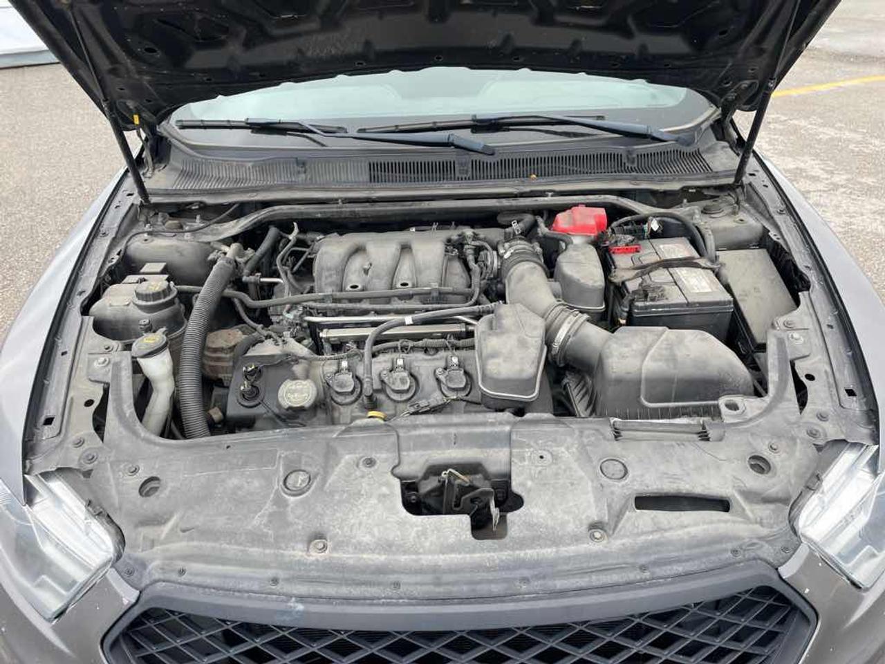 2018 Ford Taurus Police Inte Photo