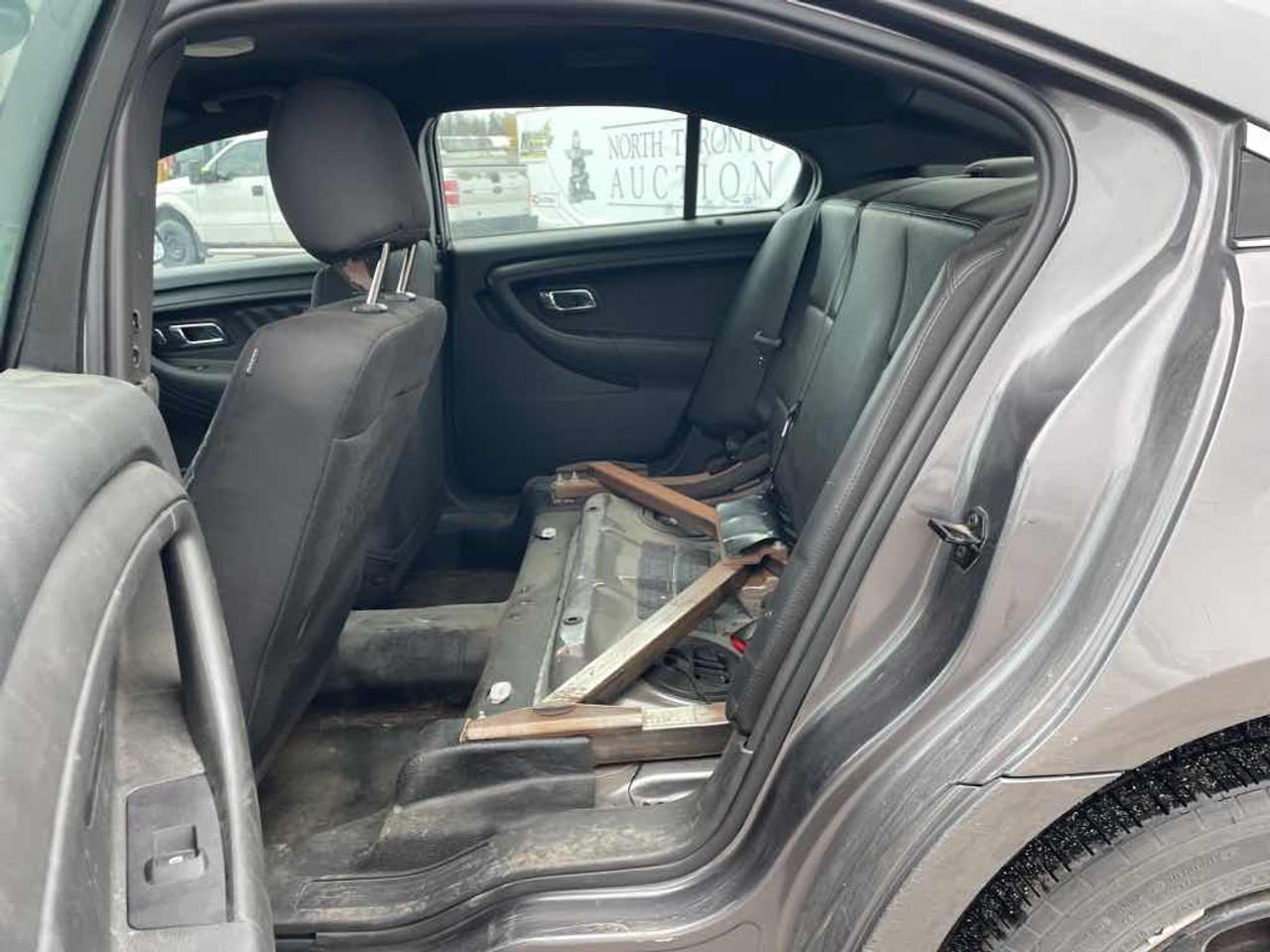 2018 Ford Taurus Police Inte Photo