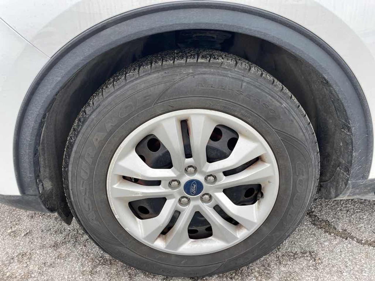 2021 Ford Escape S Photo