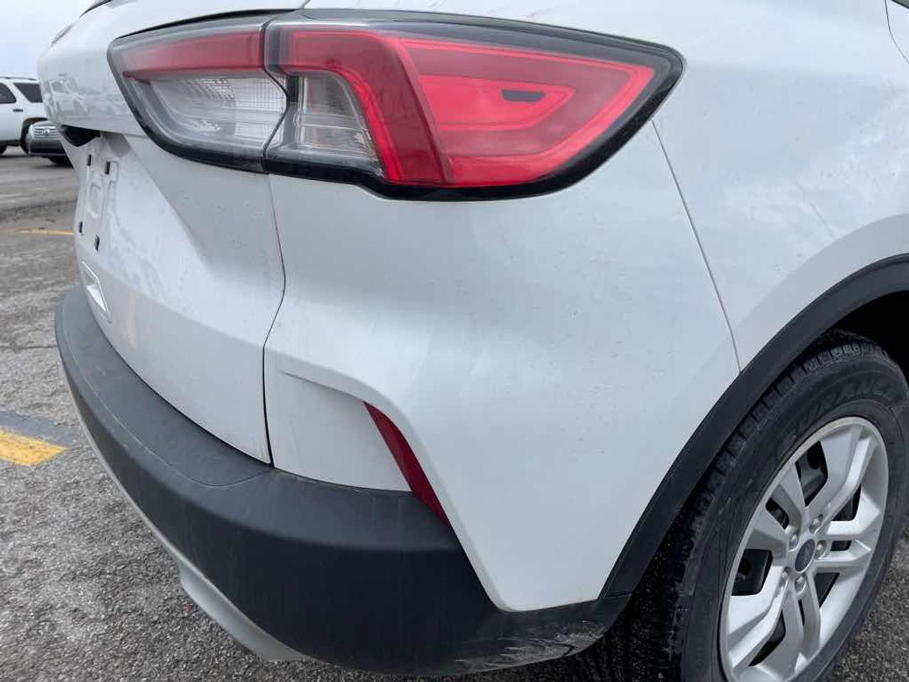 2021 Ford Escape S Photo