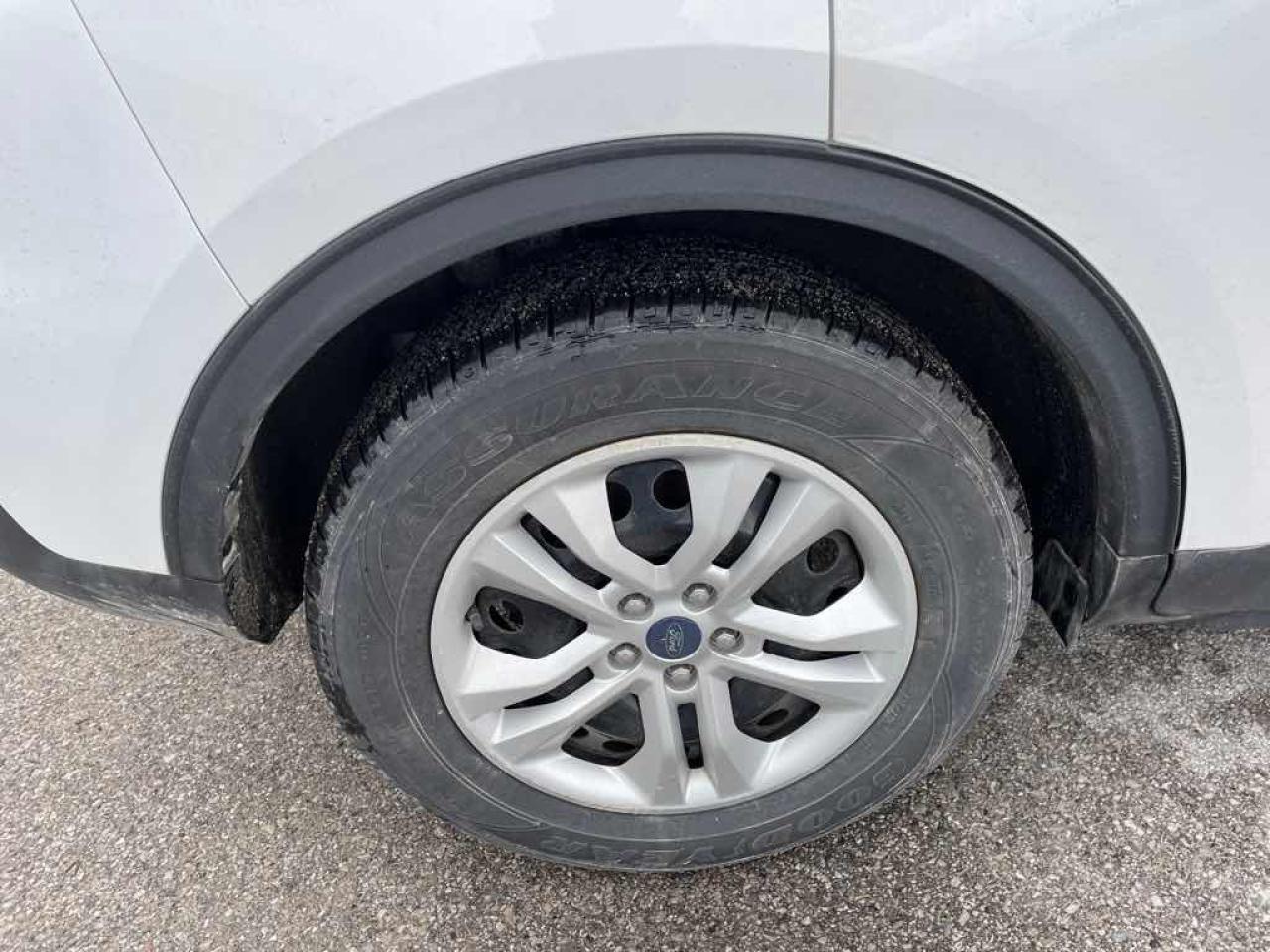 2021 Ford Escape S Photo