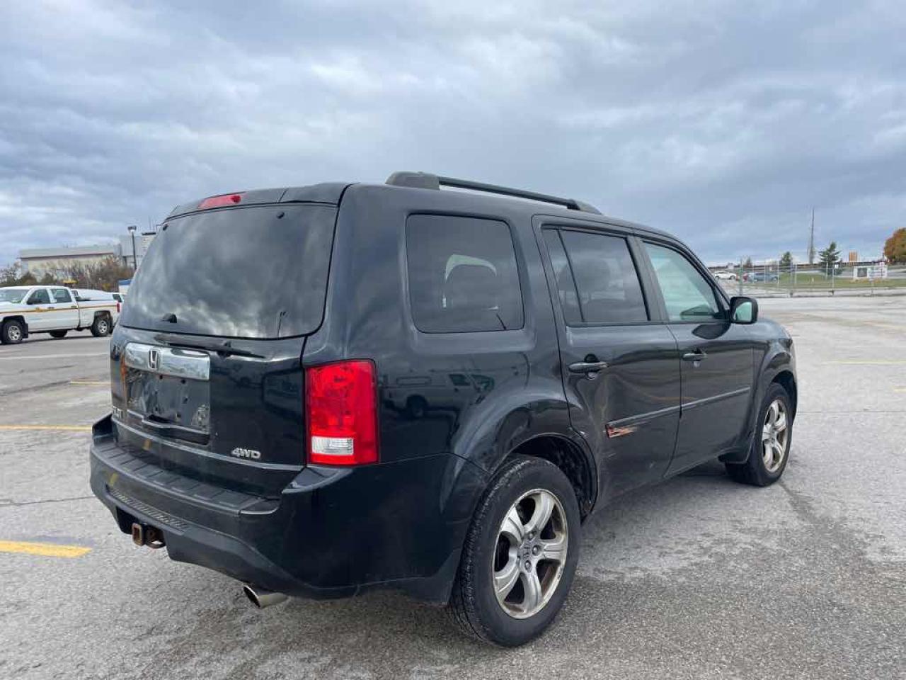 2012 Honda Pilot EXL - Photo #4