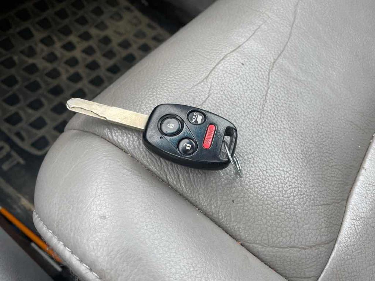 2012 Honda Pilot EXL - Photo #11