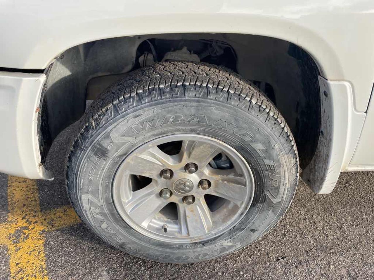 2011 Dodge Dakota SLT Photo