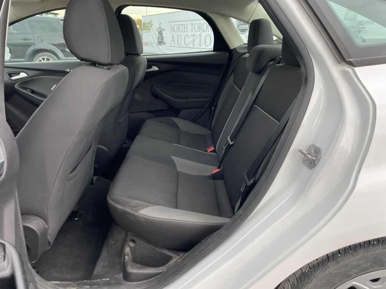 2014 Ford Focus SE Photo