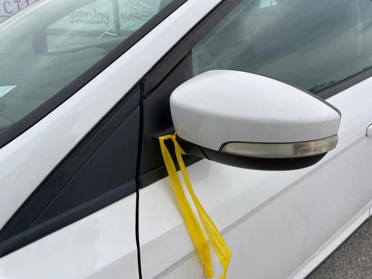 2014 Ford Focus SE - Photo #16