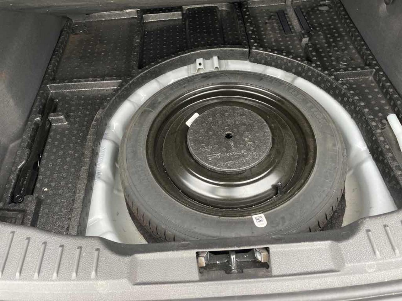 2014 Ford Focus SE - Photo #21