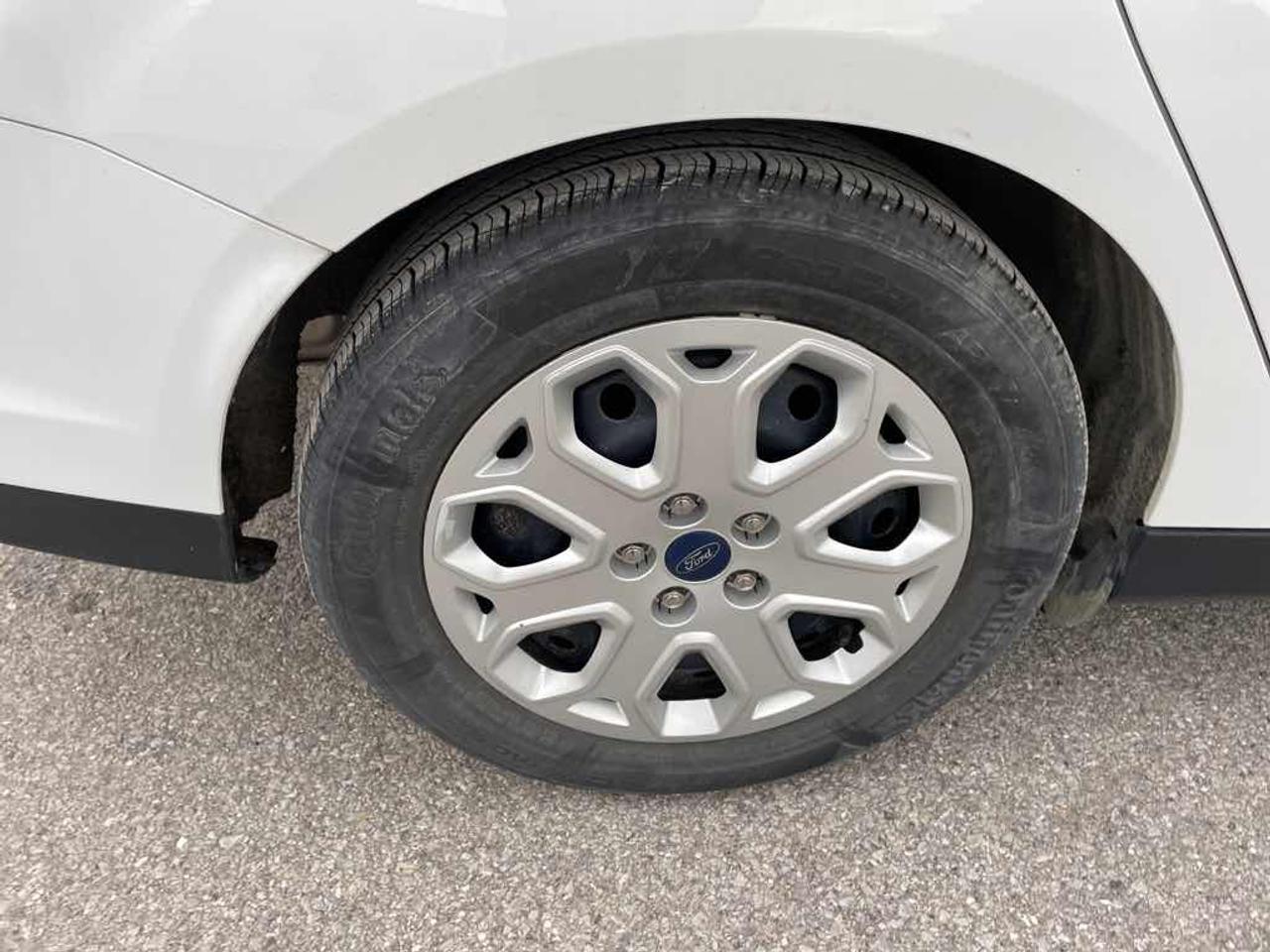 2014 Ford Focus SE Photo