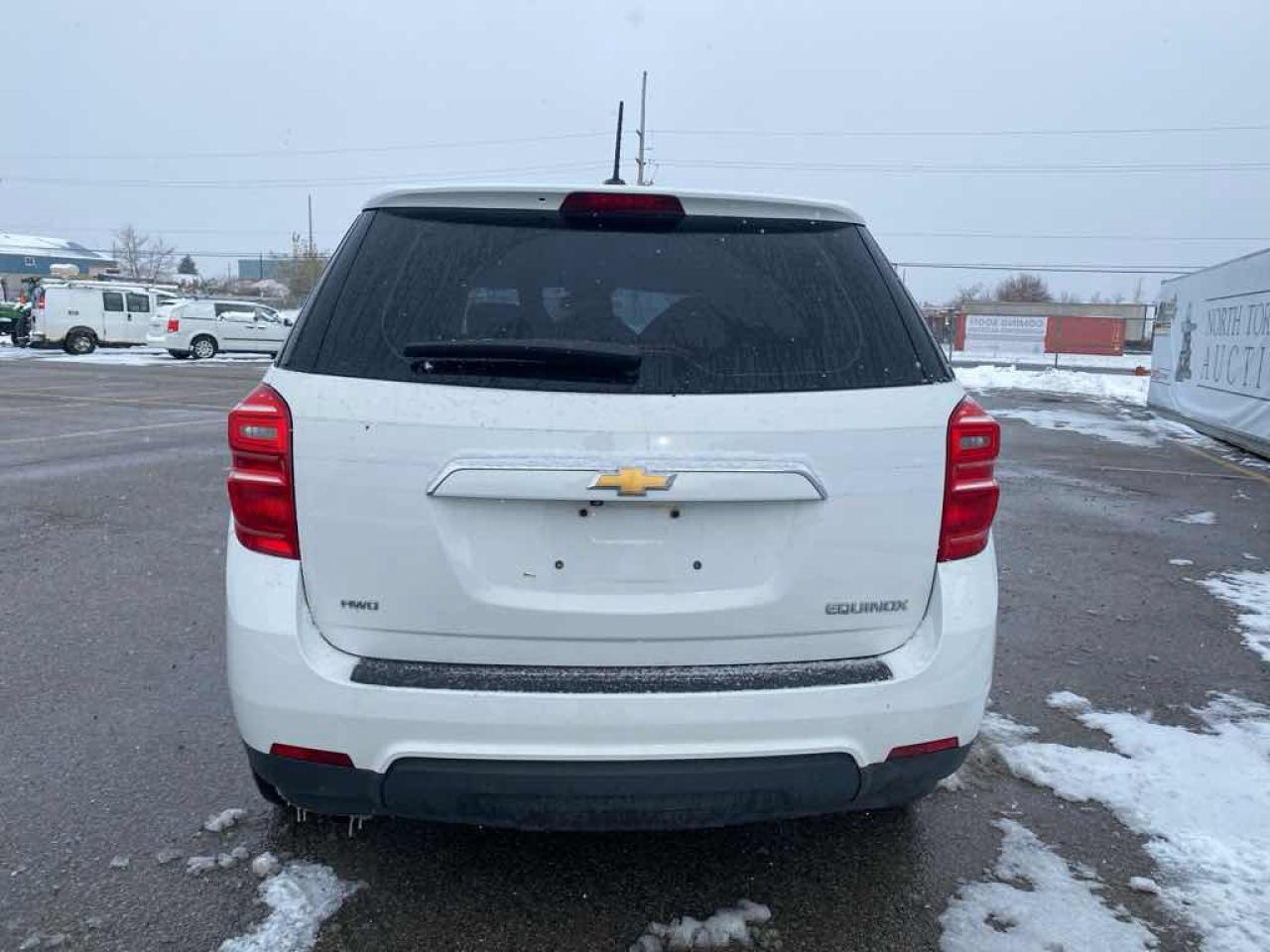 2016 Chevrolet Equinox LS - Photo #5