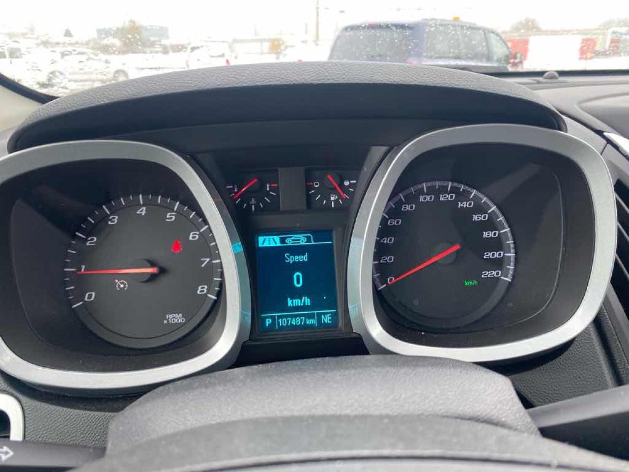 2016 Chevrolet Equinox LS - Photo #9