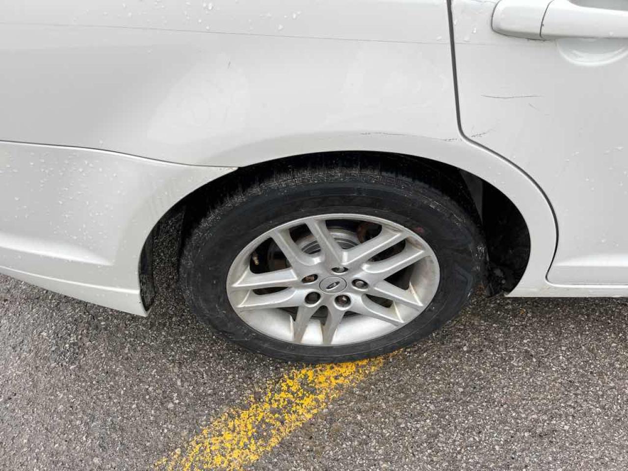 2011 Ford Fusion S Photo