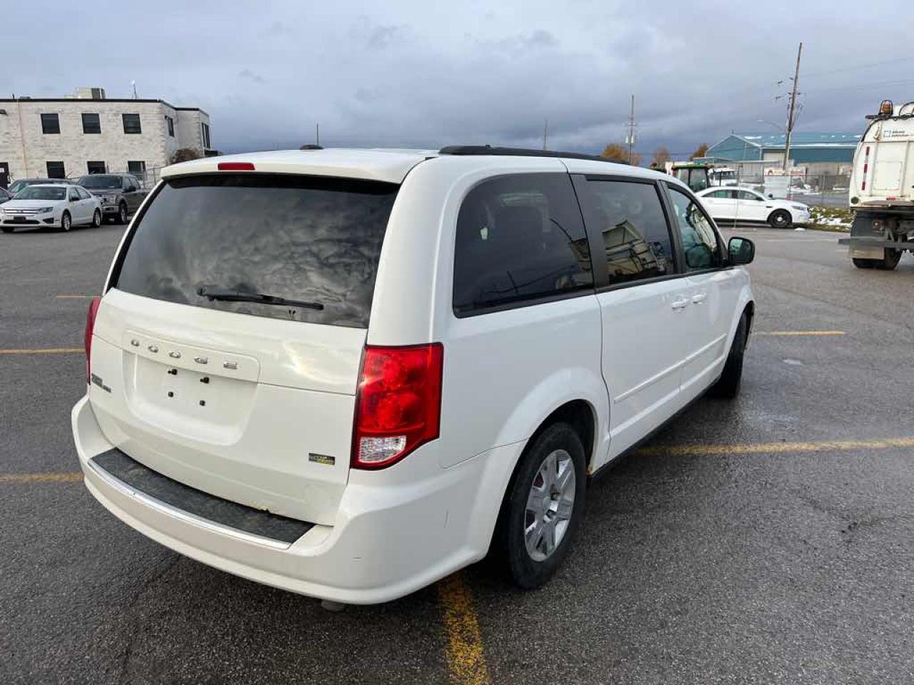 2012 Dodge Grand Caravan  - Photo #4