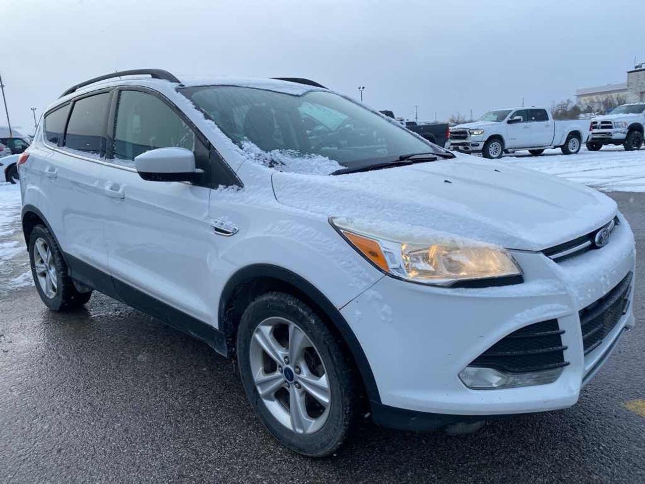 2015 Ford Escape SE Photo2