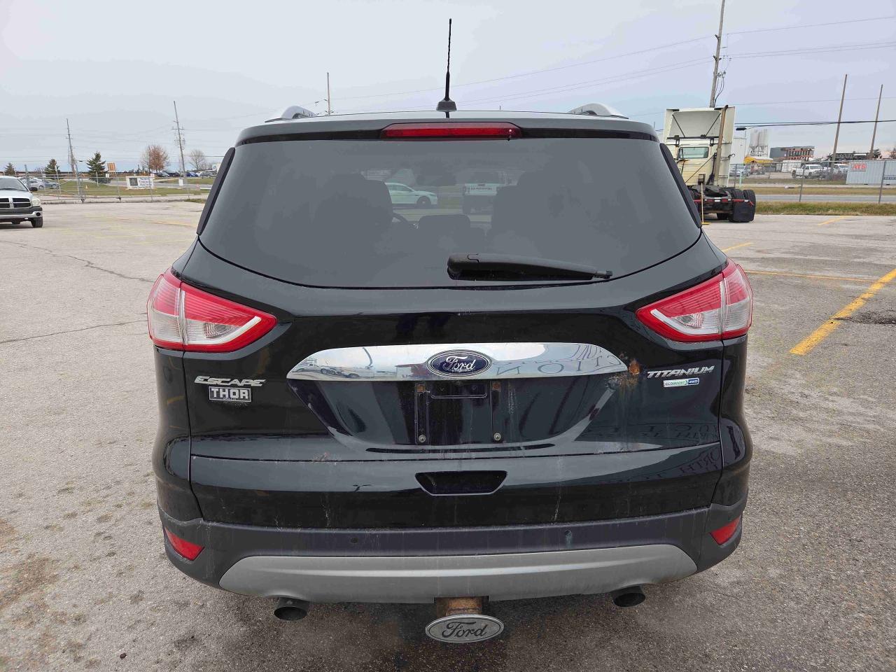 2016 Ford Escape Titanium Photo4