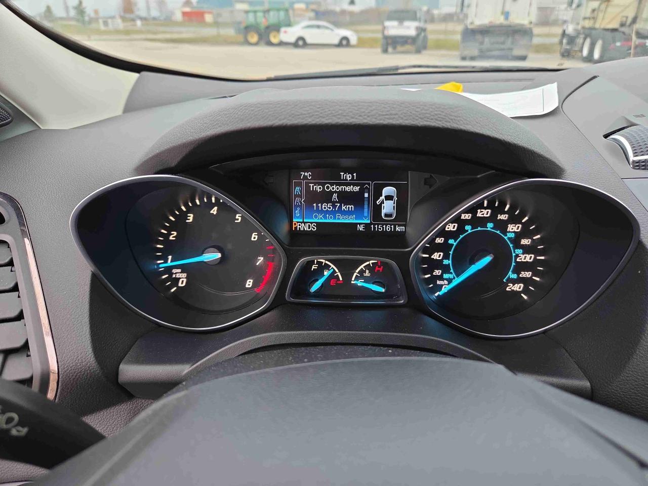 2016 Ford Escape Titanium - Photo #9