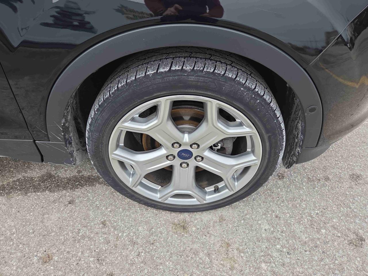 2016 Ford Escape Titanium Photo